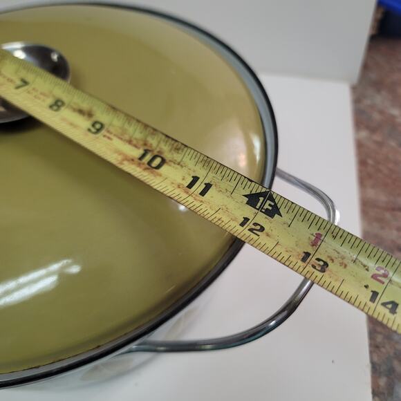 Catherine Holm Larhe covered pot handles green cream MCM 4 qt. dutch oven enamel - Picture 3 of 8